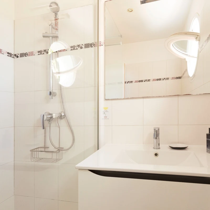 Salle de bain de l appartement Fogo